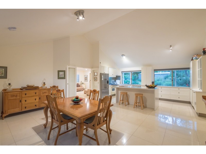228 Lone Hand Road, Eumundi QLD 4562