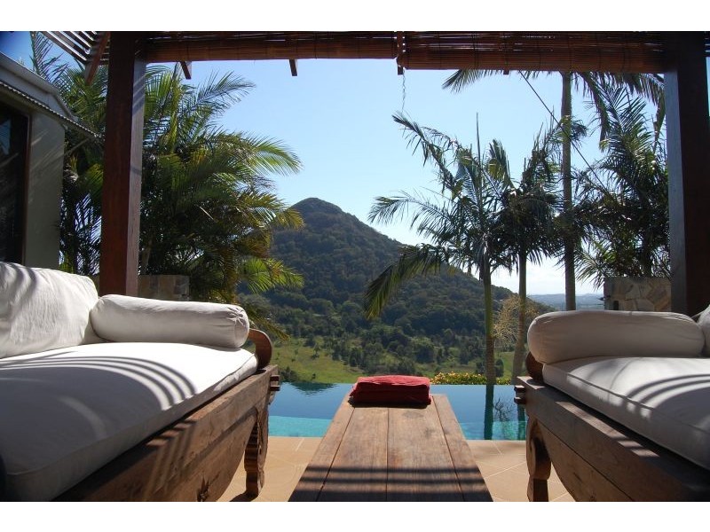 98 Tunba Court, Cooroy QLD 4563