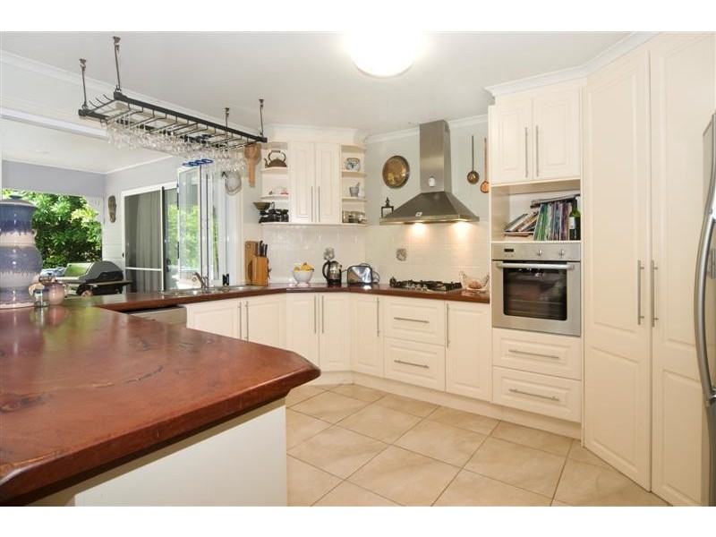 10 William Road, Eumundi QLD 4562