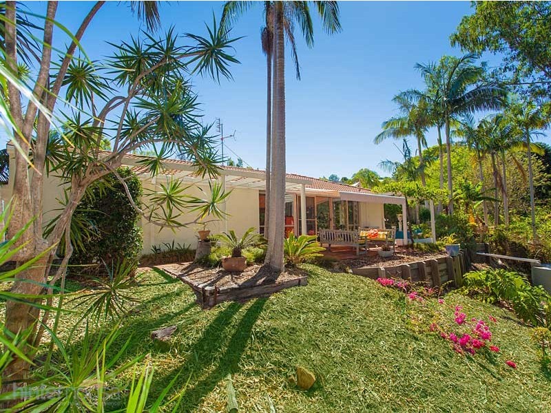 17 Pacific View Drive, Tinbeerwah QLD 4563