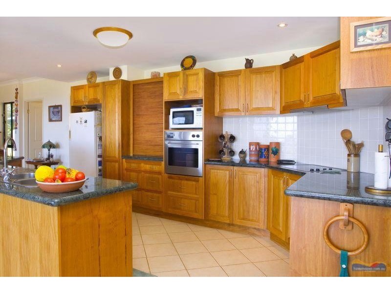 191 Sunrise Rd, Tinbeerwah QLD 4563