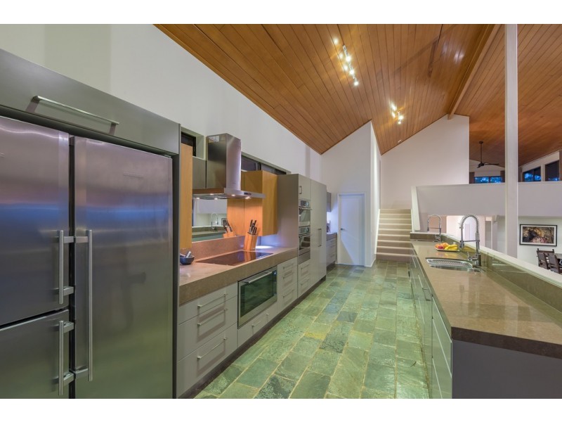 459 Sunrise Road, Tinbeerwah QLD 4563