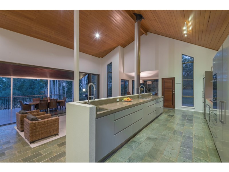 459 Sunrise Road, Tinbeerwah QLD 4563