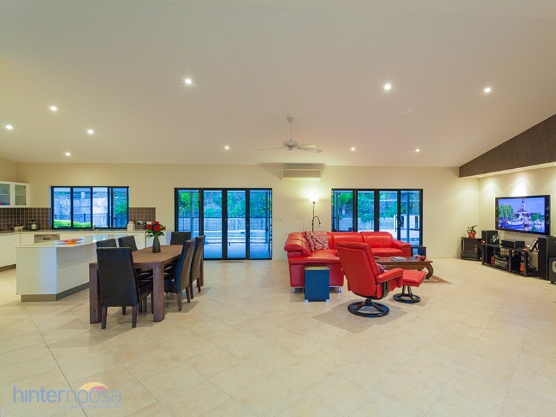 27 Flooded Gum Pl, Cooroy QLD 4563