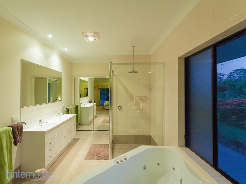 27 Flooded Gum Pl, Cooroy QLD 4563