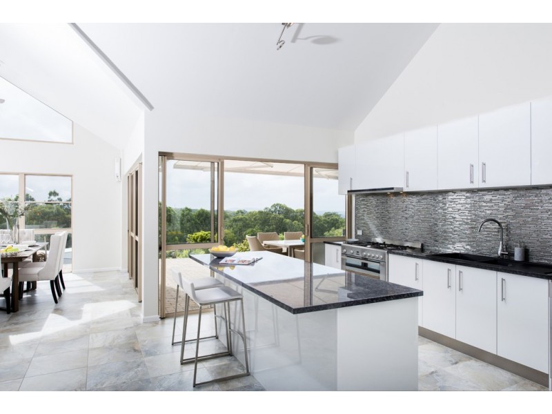 468 Dath Henderson Road, Tinbeerwah QLD 4563