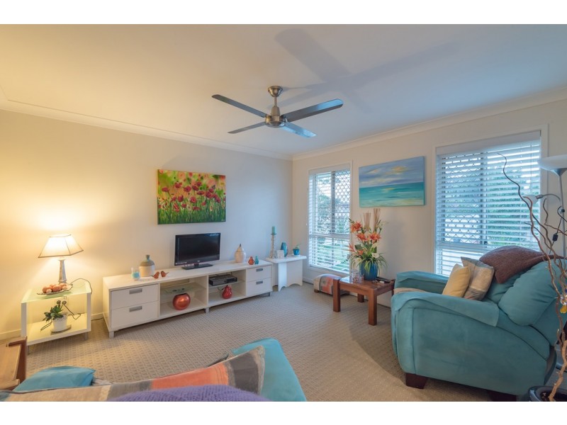 7 Oak Street, Cooroy QLD 4563