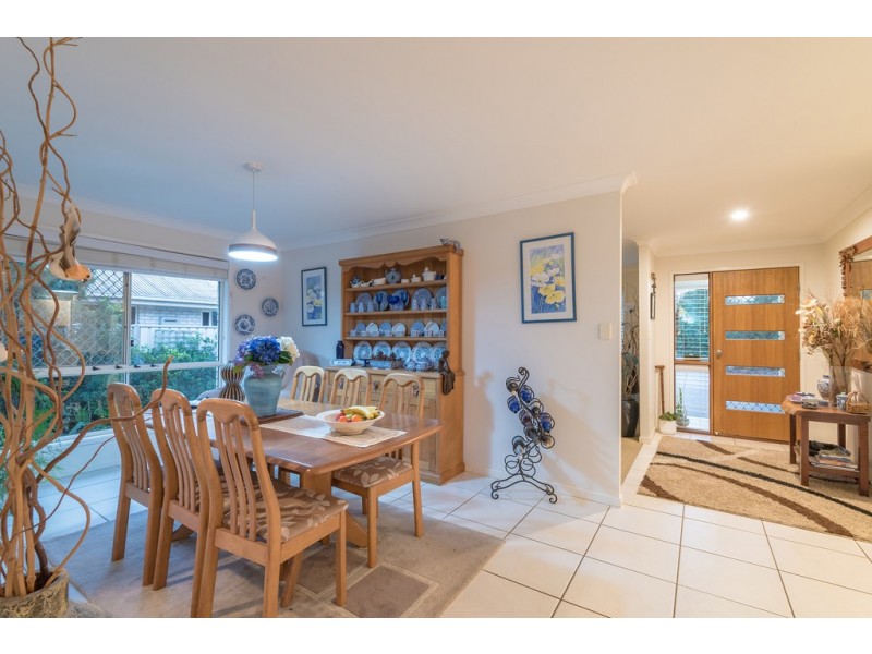 7 Oak Street, Cooroy QLD 4563