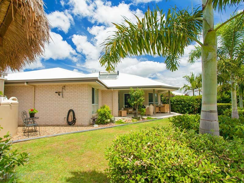 15 Kensington Drive, Cooroy QLD 4563