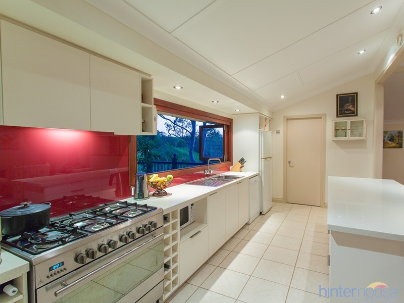 247 Black Mountain Range Rd, Cooroy QLD 4563