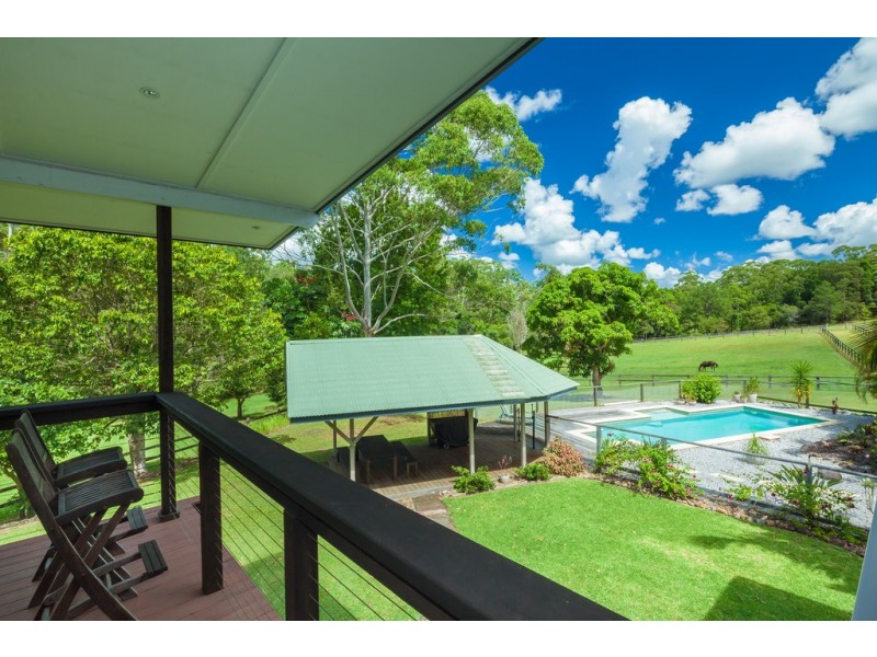 136 Gumboil Road, Tinbeerwah QLD 4563