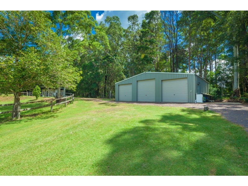 136 Gumboil Road, Tinbeerwah QLD 4563