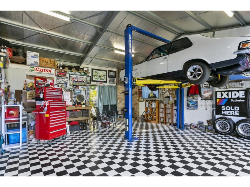 163 Cooroy Mountain Road, Lake Macdonald QLD 4563