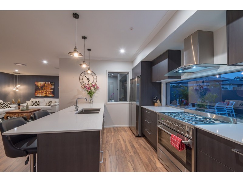 7 Wilkinsons Court, Cooroy QLD 4563