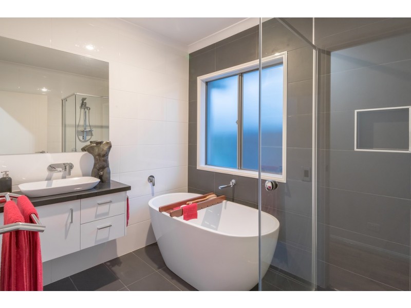 7 Wilkinsons Court, Cooroy QLD 4563