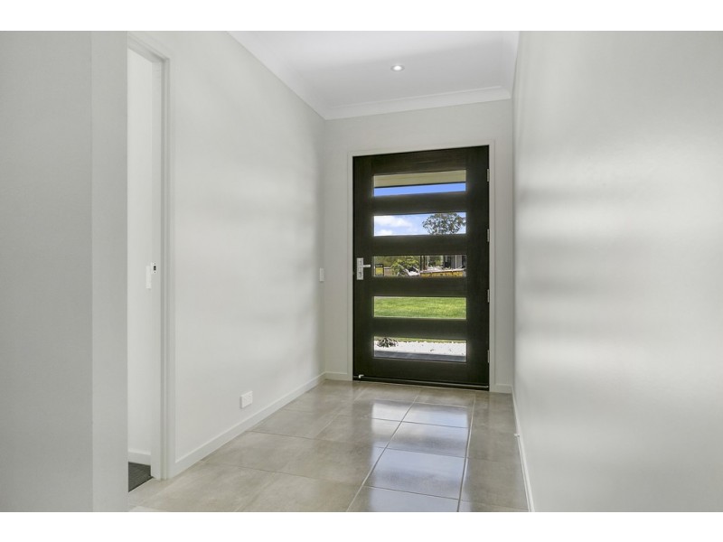 4 Luttons Court, Cooroy QLD 4563