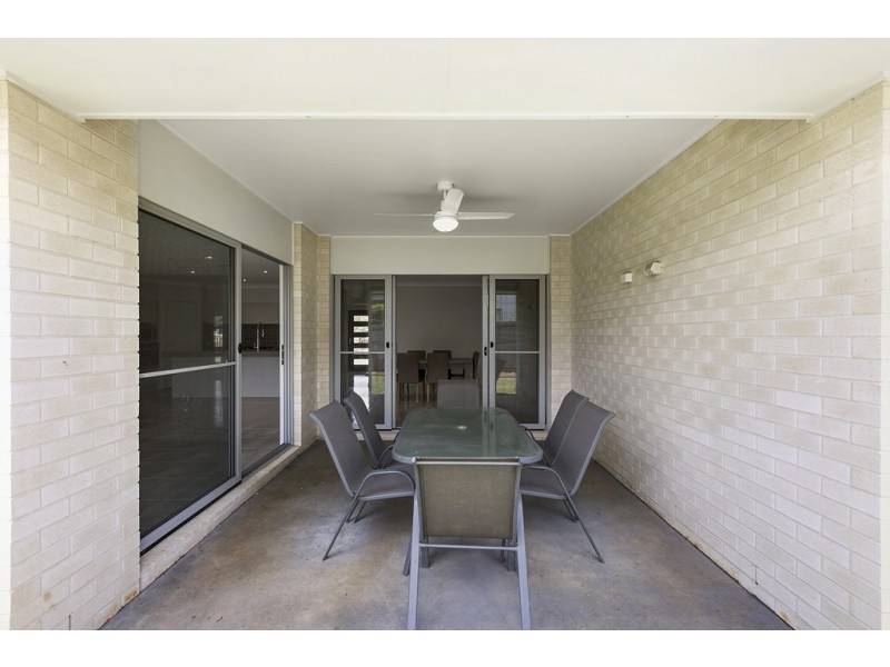 4 Luttons Court, Cooroy QLD 4563