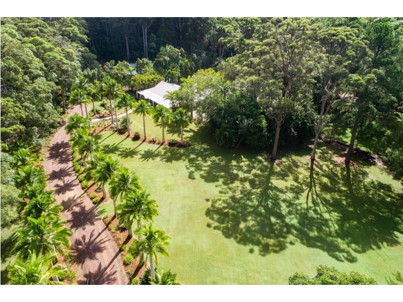 477 Dath Henderson Road, Tinbeerwah QLD 4563