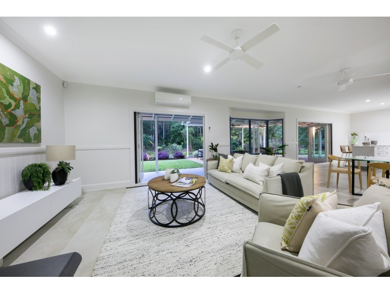 477 Dath Henderson Road, Tinbeerwah QLD 4563