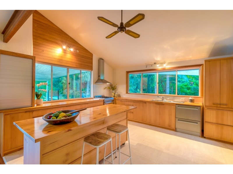 210 Lonehand Road, Eumundi QLD 4562