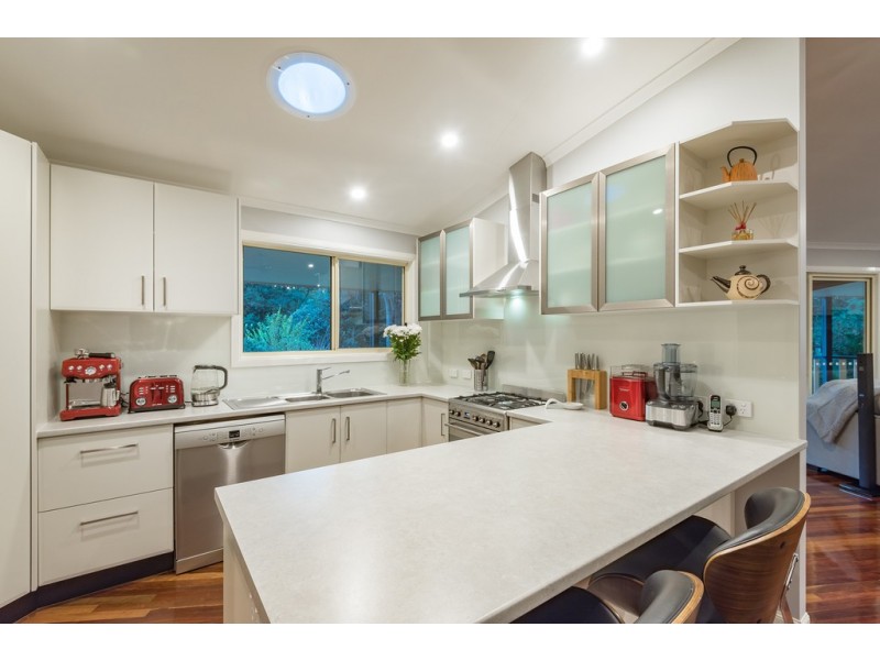 121 Cudgerie Drive, Black Mountain QLD 4563