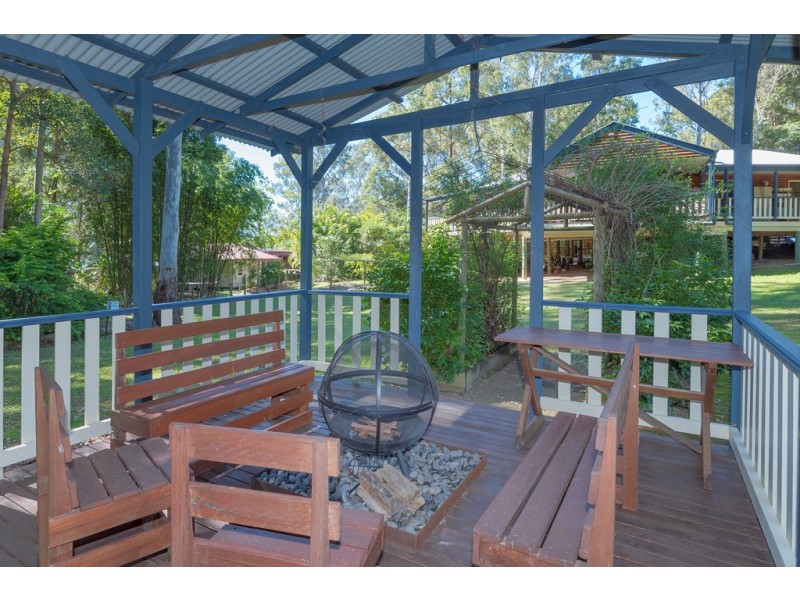 121 Cudgerie Drive, Black Mountain QLD 4563