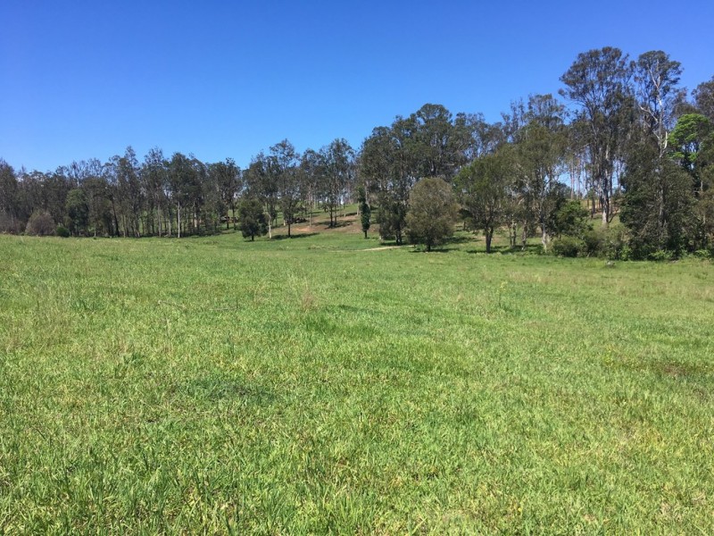 1692 Kenilworth Skyring Creek, Tuchekoi QLD 4570