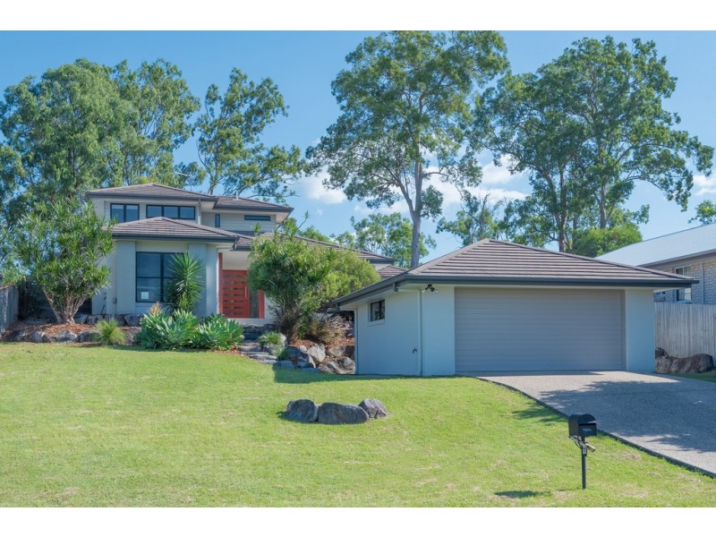 41 Hilltop Avenue, Southside QLD 4570