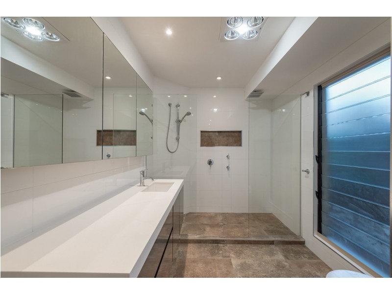 29 Ben Lexcen Drive, Sunrise Beach QLD 4567