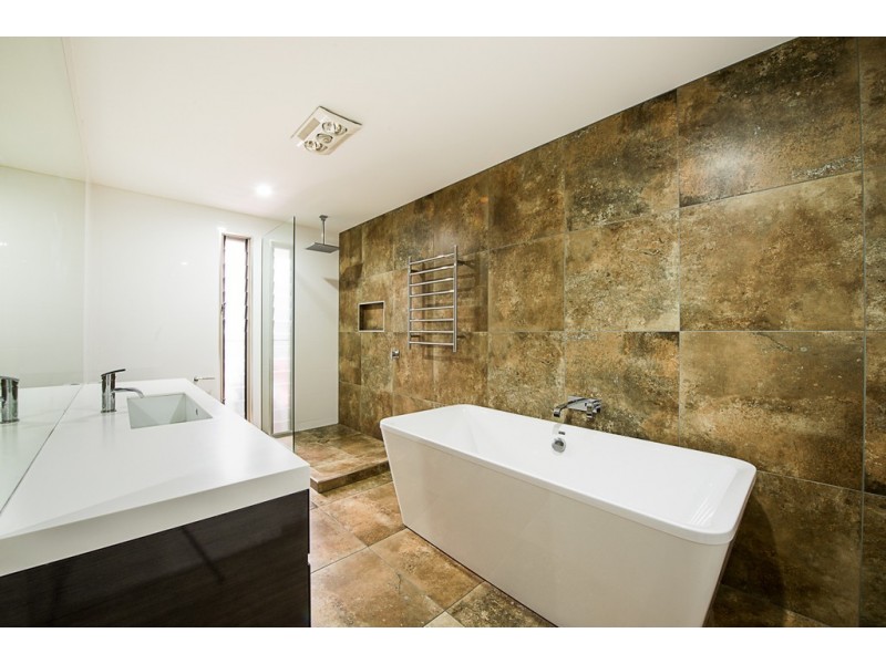 29 Ben Lexcen Drive, Sunrise Beach QLD 4567