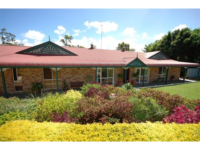 12 Wilkes Ct, Tinbeerwah QLD 4563