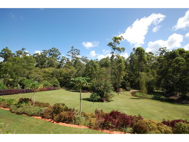 12 Wilkes Ct, Tinbeerwah QLD 4563