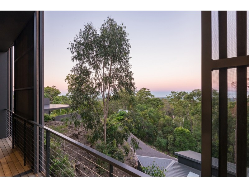 3 Hinterland Close, Tinbeerwah QLD 4563