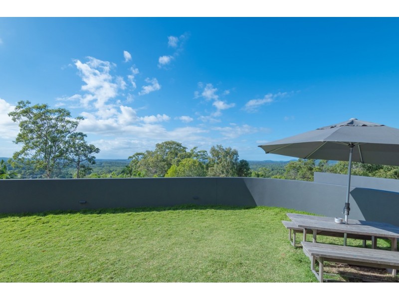 3 Hinterland Close, Tinbeerwah QLD 4563