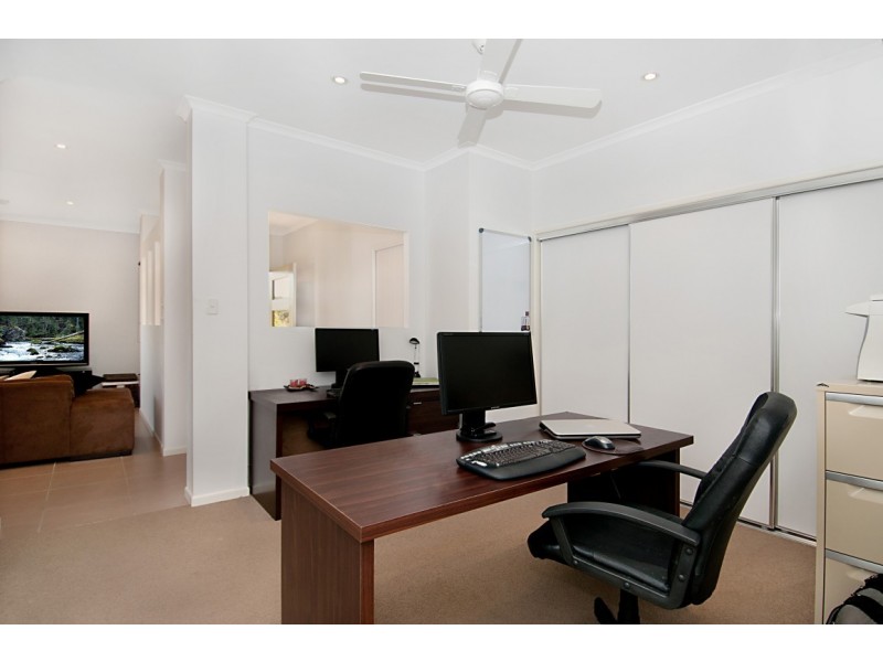 6 Viola Place, Cooroy QLD 4563