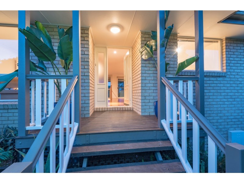 17 Watergum Place, Black Mountain QLD 4563