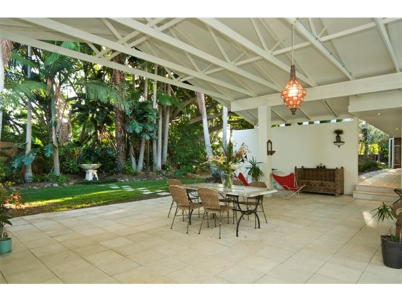 6 Upland Court, Tinbeerwah QLD 4563