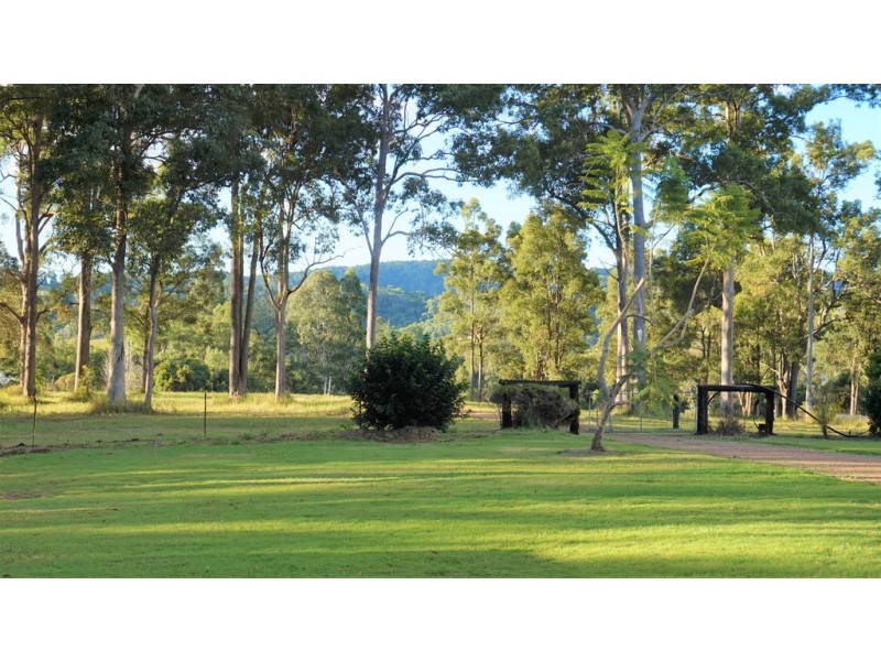 Carters Ridge QLD 4563