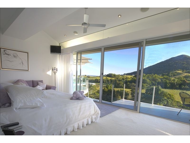 51 Lone Hand Road, Eumundi QLD 4562