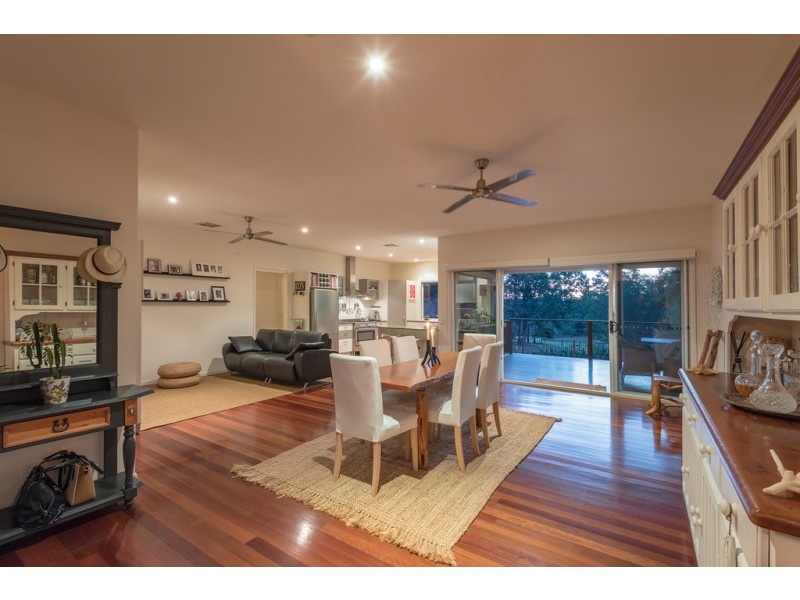 363 Lake Macdonald Drive, Lake Macdonald QLD 4563