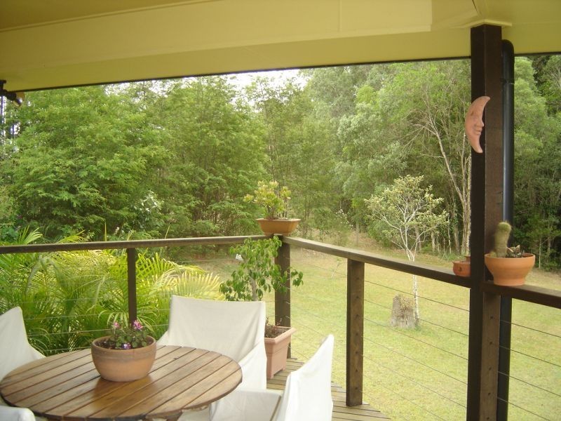 6 Smedley Drive, Pomona QLD 4568