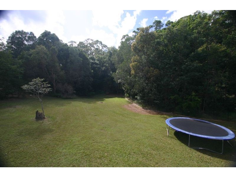 6 Smedley Drive, Pomona QLD 4568