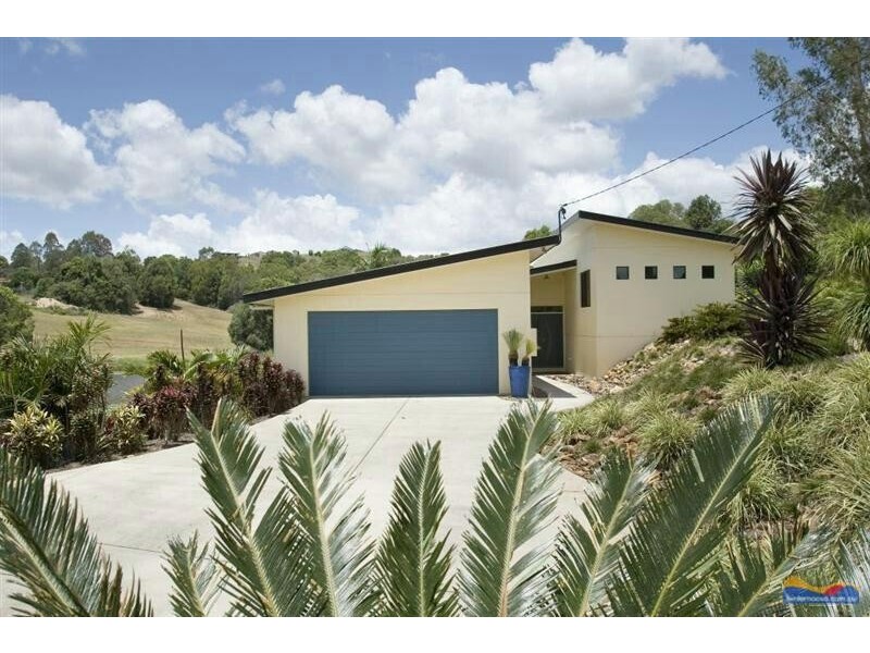 60 Belleden Pl, Cooroy QLD 4563