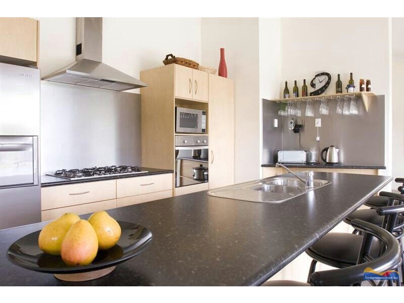 60 Belleden Pl, Cooroy QLD 4563