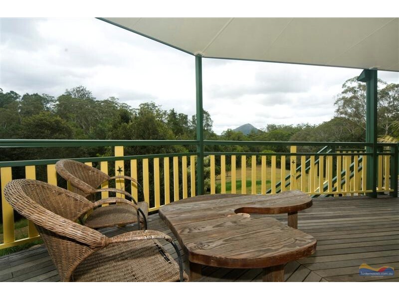 215 Ocean View Road, Cooroy QLD 4563