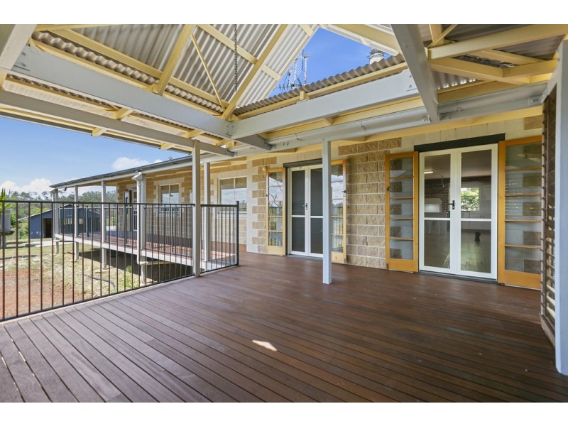 33 Kress Road, Tuchekoi QLD 4570