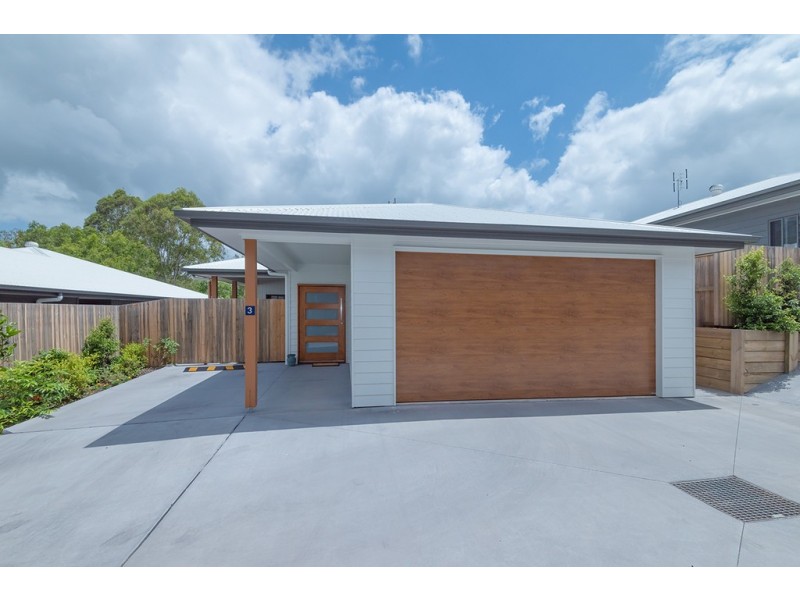 3/7 Kauri Street, Cooroy QLD 4563