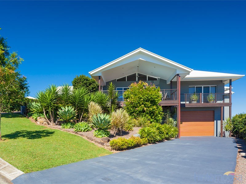 16 Kensington Drive, Cooroy QLD 4563