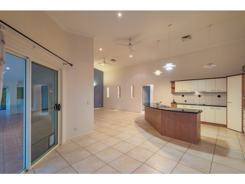 8 Devonstone Drive, Cooroibah QLD 4565