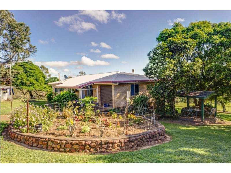 547 Rocks Road, Pie Creek QLD 4570